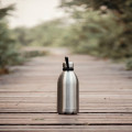 Waarom mag je water niet meenemen in het vliegtuig?